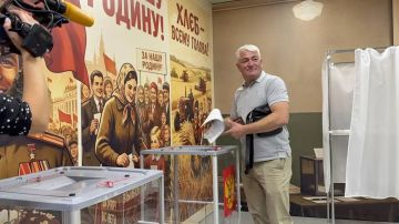 Связь с историей прямо на избирательном участке