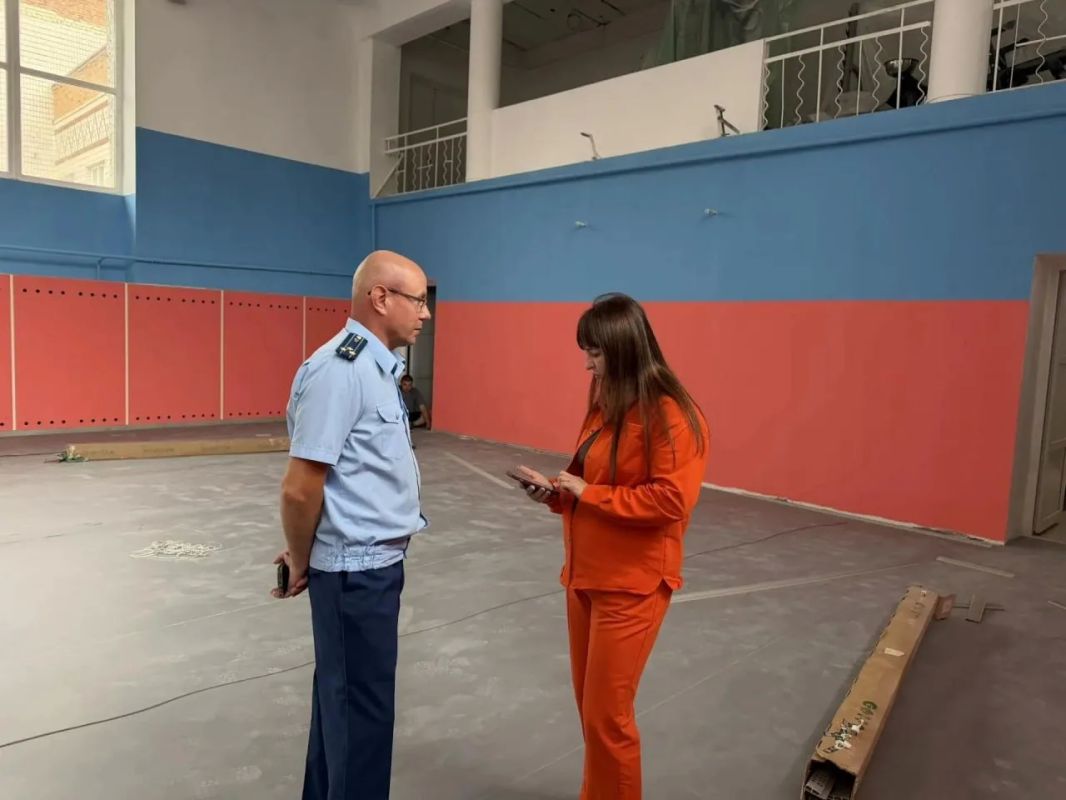 Ремонт в Каланчакской спортивной школе идет в соответствии с установленными сроками Ремонт в Каланчакской спортивной школе идет в соответствии с установленными сроками