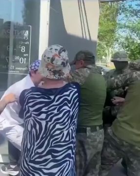 Народ не позволил бусифицировать подростка