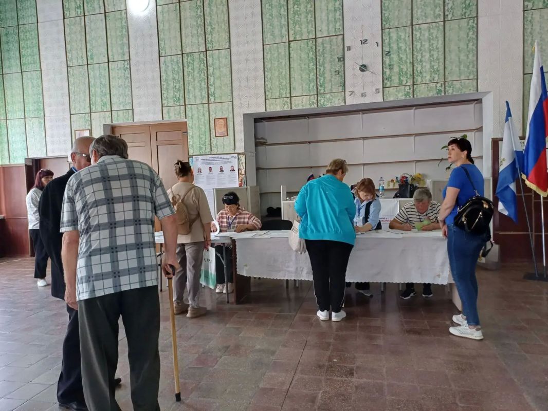 В Новотроицком муниципальном округе продолжается голосование на выборах депутатов Государственной Думы Российской Федерации В Новотроицком муниципальном округе продолжается голосование на выборах депутатов Государственной Думы Российской Федерации