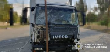 А на том берегу.... Правобережье Херсонщины: Оперативная информация с 06:00 18.09.2026 по 06:00 19.09.2026. — ХОВА В течение прошедших суток под ударами авиации и дронов, а также под артобстрелами находились: Александровка...