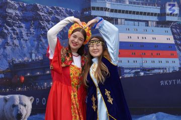 ЭКСКЛЮЗИВ Молодежь из Новороссии приняла участие в марафоне «Знание.Первые» на МФМ-2026