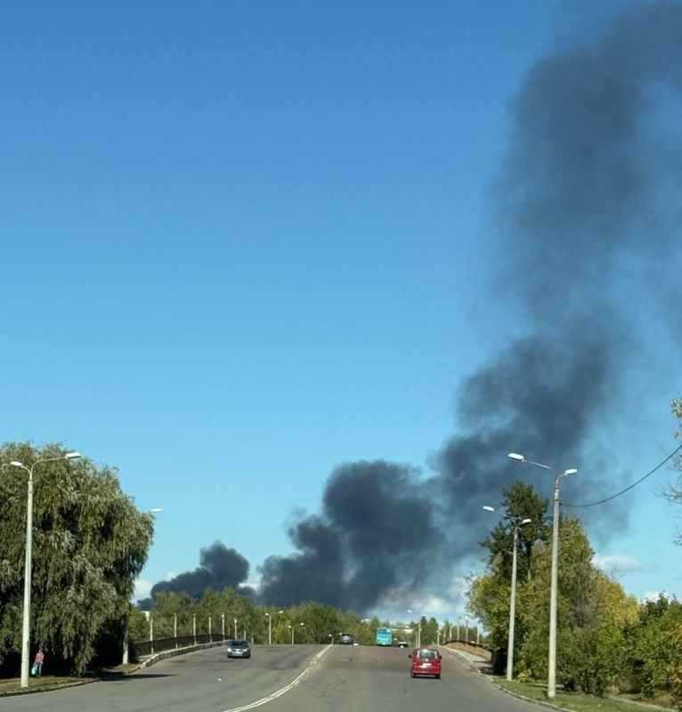 «Герани» накрыли всю Украину: поражены склады и пункты дислокации ВСУ «Герани» накрыли всю Украину: поражены склады и пункты дислокации ВСУ