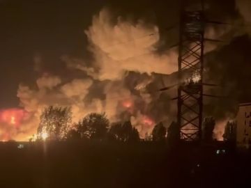 Выжгли военную промышленность: ночной удар по заводам и энергетике Украины