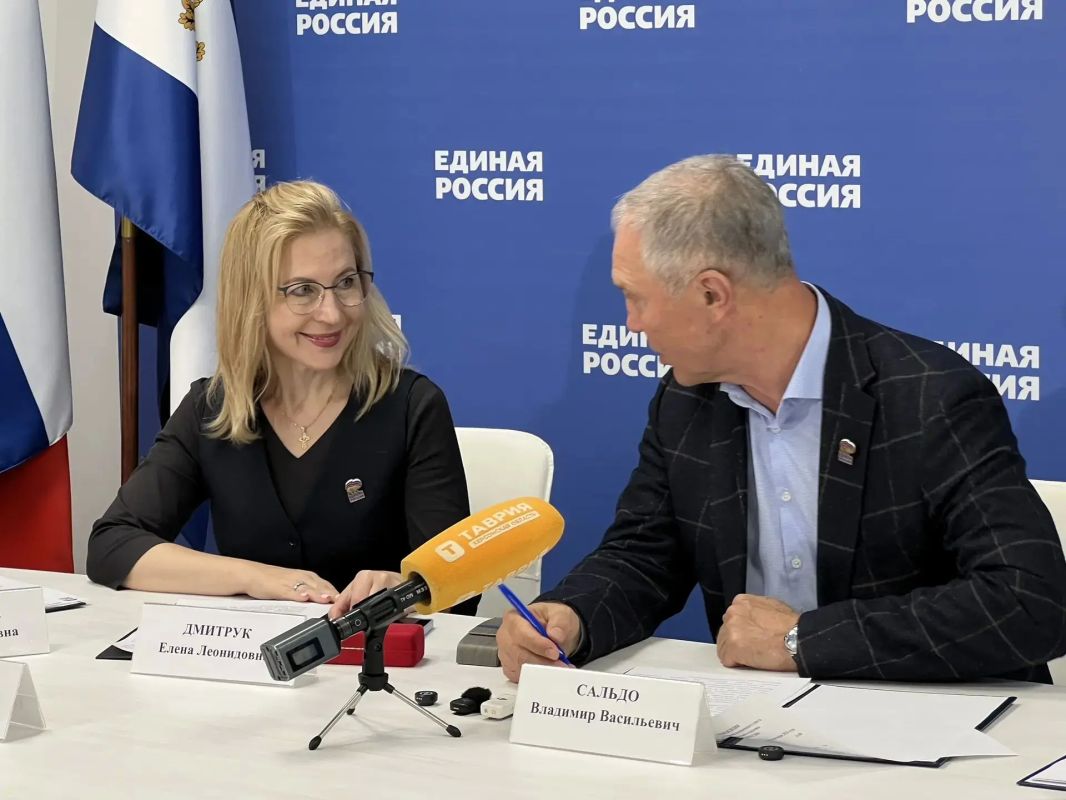 Константин Басюк: Более 70% голосов отдано за Единую Россию по федеральному списку, а также более 70% проголосовало за кандидата партии по одномандатному округу Елену Дмитрук Константин Басюк: Более 70% голосов отдано за Единую Россию по федеральному списку, а также более 70% проголосовало за кандидата партии по одномандатному округу Елену Дмитрук