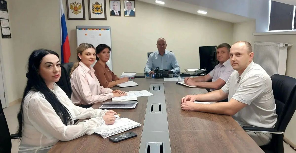 Председатель Контрольно счётной палаты Херсонской области заслушал аудиторов и начальников инспекций по выполнению плана работы в рамках исполнения полномочий во внешнем финансовом контроле в Херсонской области