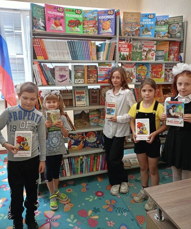 В Молодежном центре города Каховки проходят мероприятия Пушкинского фестиваля «Таврийская лира» В Молодежном центре города Каховки проходят мероприятия Пушкинского фестиваля «Таврийская лира»