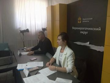 Комиссия по делам несовершеннолетних и защите их прав Верхнерогачикского округа сняла семью с профилактического учета