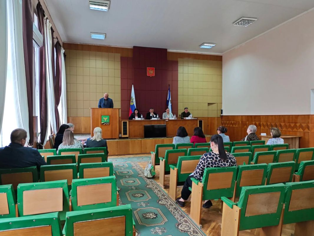 Состоялось заседание Совета депутатов Новотроицкого муниципального округа Херсонской области Состоялось заседание Совета депутатов Новотроицкого муниципального округа Херсонской области