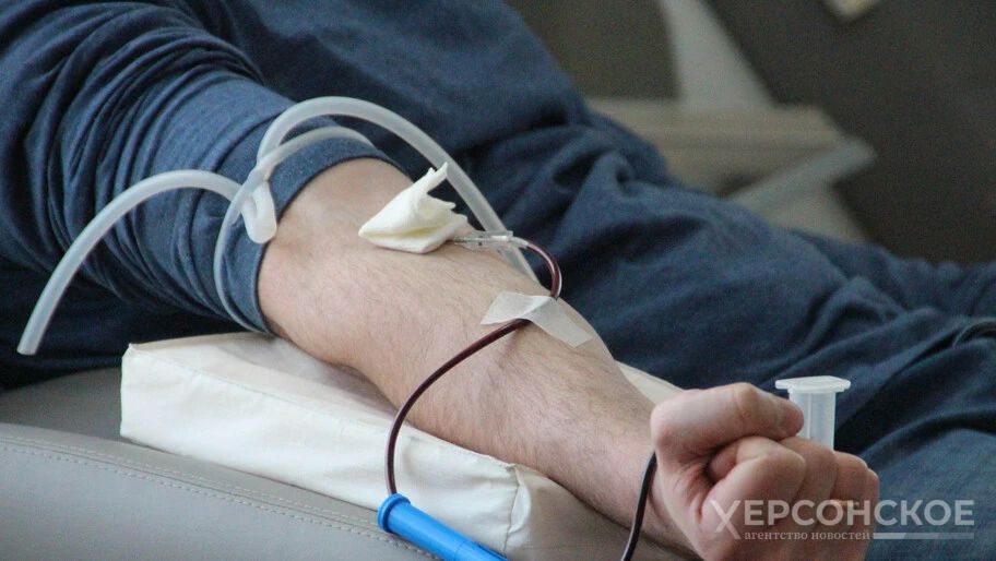 В Генической ЦРБ прошел выездной прием доноров крови