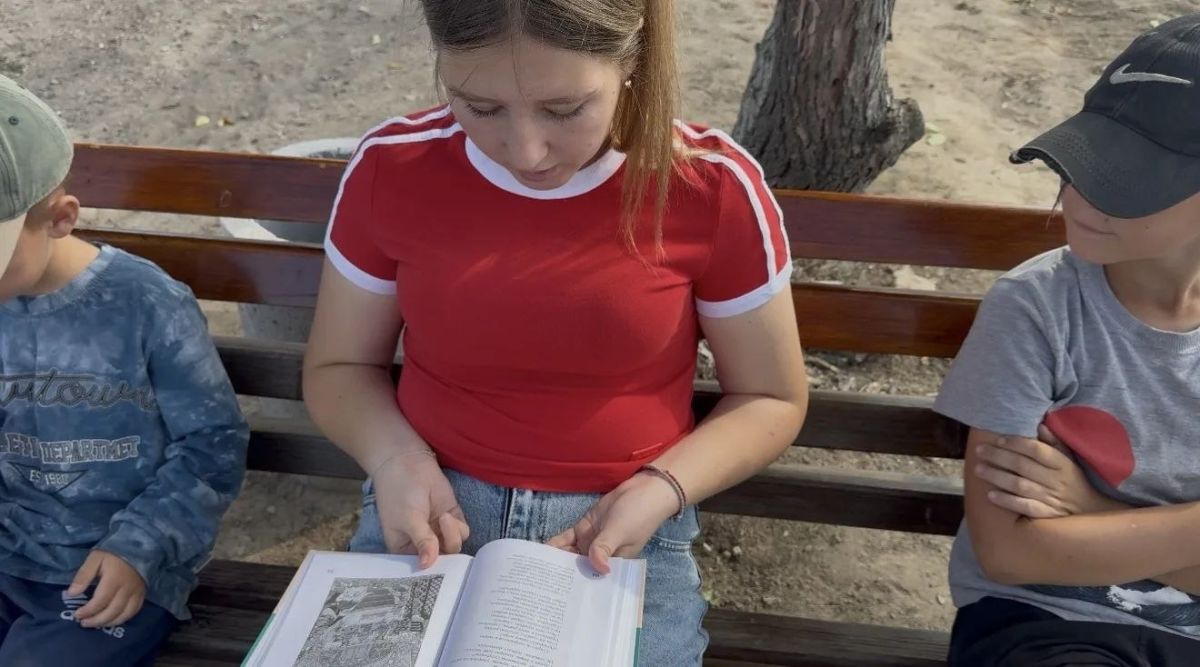 В Костогрызовском сельском клубе прошёл цикл творческих занятий в рамках второго этапа Пушкинского фестиваля «Таврийская лира» — «Осень вдохновения» В Костогрызовском сельском клубе прошёл цикл творческих занятий в рамках второго этапа Пушкинского фестиваля «Таврийская лира» — «Осень вдохновения»