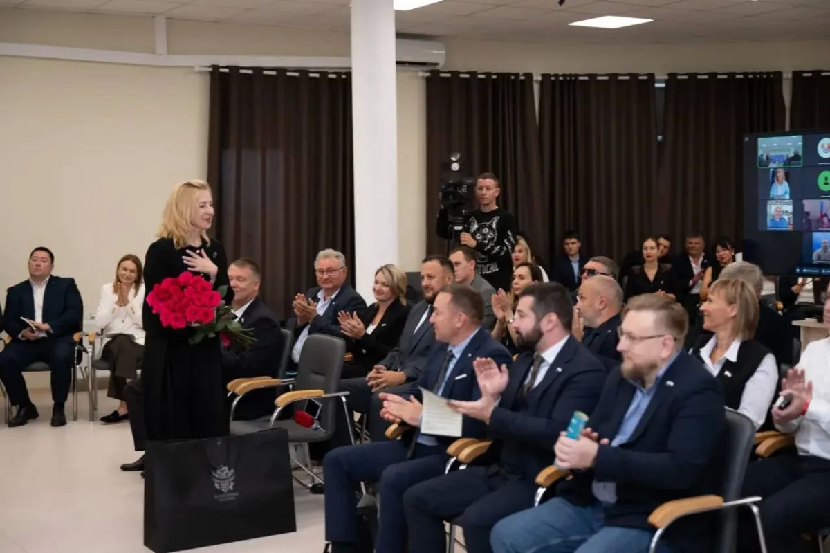 Елена Дмитрук будет представлять интересы Херсонской области и ее жителей в федеральном парламенте, заявил глава региона Елена Дмитрук будет представлять интересы Херсонской области и ее жителей в федеральном парламенте, заявил глава региона