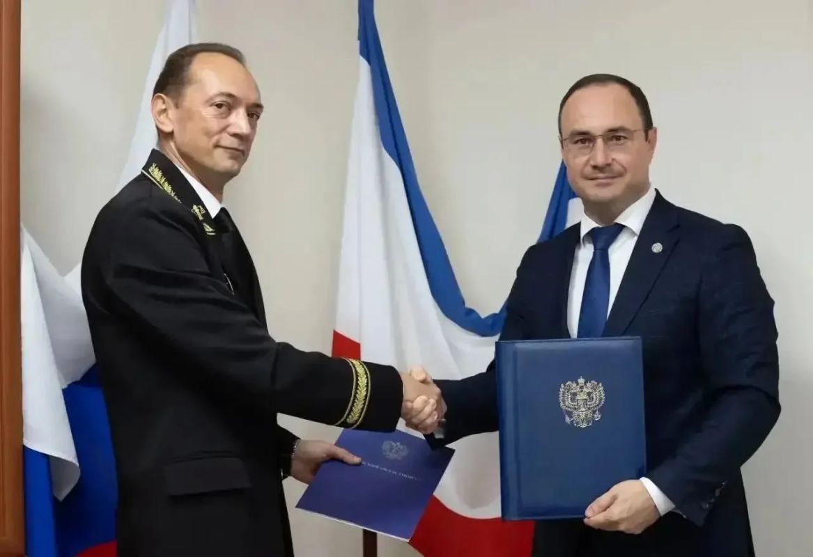 Херсонский областной суд заключил соглашение о сотрудничестве с Крымским филиалом Университета правосудия имени В. М. Лебедева Херсонский областной суд заключил соглашение о сотрудничестве с Крымским филиалом Университета правосудия имени В. М. Лебедева