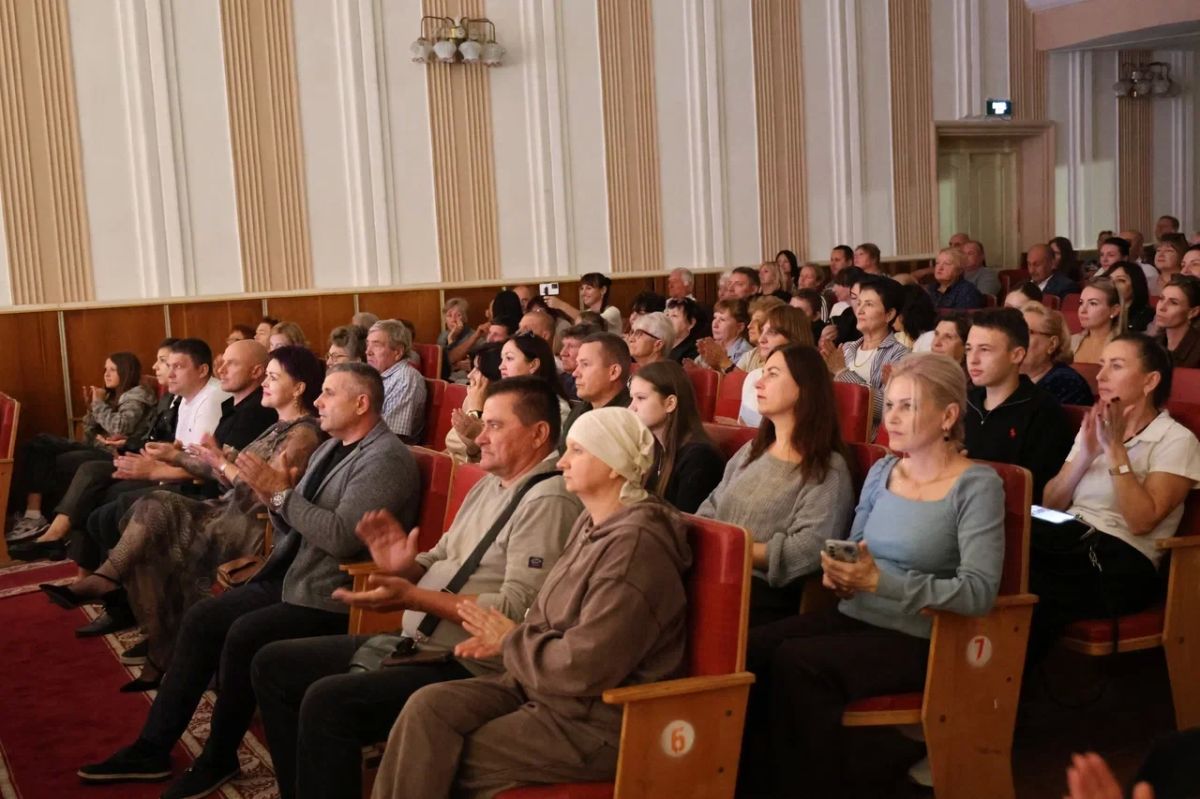 Геническ, с Днем Рождения! Вспоминаем волшебство праздничного концерта! Геническ, с Днем Рождения! Вспоминаем волшебство праздничного концерта!