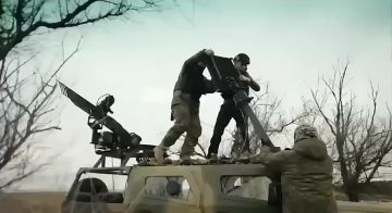 Российские военные стоят на страже Родины: пополни ряды защитников! Стань частью отряда "БАРС-Херсон"!