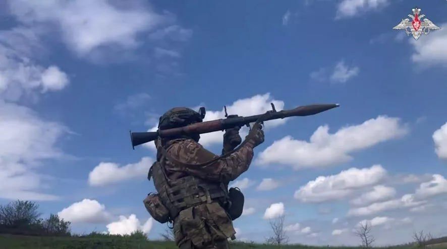 Подразделения группировки войск «Днепр» улучшили положение по переднему краю