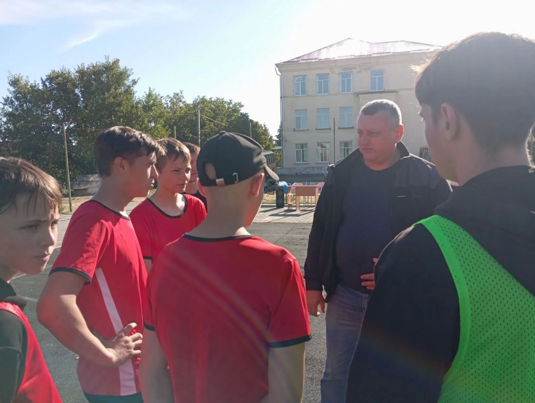 Футбол объединил Верхний Рогачик и Первомаевку: как прошёл исторический матч для округа Футбол объединил Верхний Рогачик и Первомаевку: как прошёл исторический матч для округа