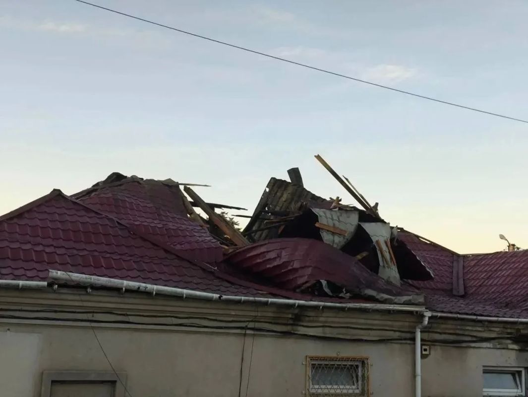 ВСУ разрушили автостанцию в Каховском округе: есть погибшие и пострадавшие ВСУ разрушили автостанцию в Каховском округе: есть погибшие и пострадавшие