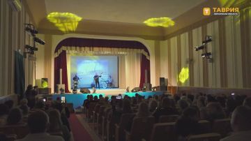 В Геническом центре культуры и досуга прошел концерт в честь 242-летия города