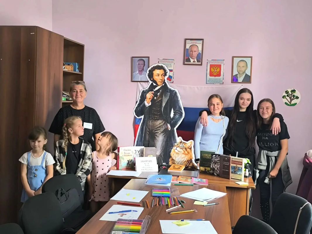 В библиотеке села Волынское прошли занятия «Открой в себе Пушкина»