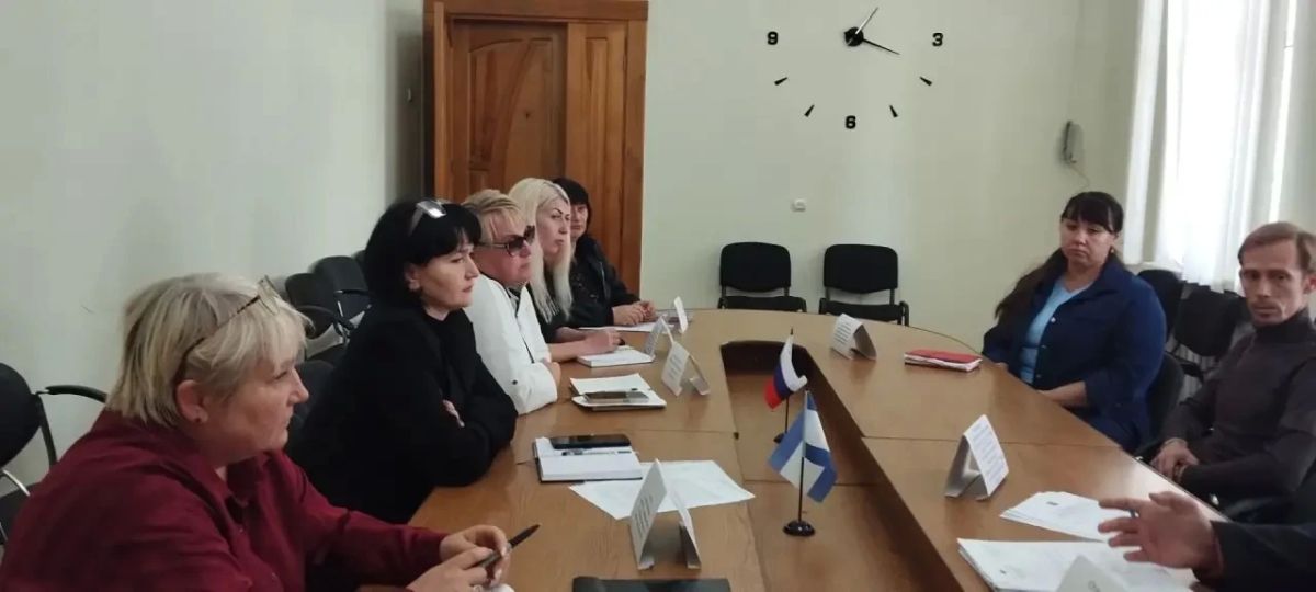 Состоялось внеочередное заседание комиссии по делам несовершеннолетних Состоялось внеочередное заседание комиссии по делам несовершеннолетних