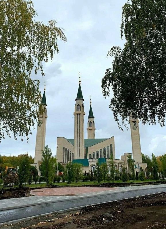 В эти выходные отмечаются Дни образования сразу нескольких городов и регионов России В эти выходные отмечаются Дни образования сразу нескольких городов и регионов России