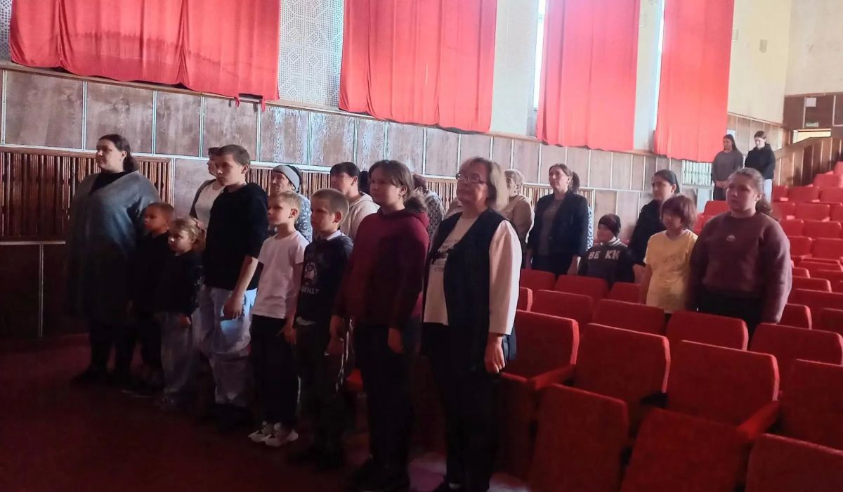 В Плавском прошло торжественное собрание «Вместе мы – большая сила» В Плавском прошло торжественное собрание «Вместе мы – большая сила»