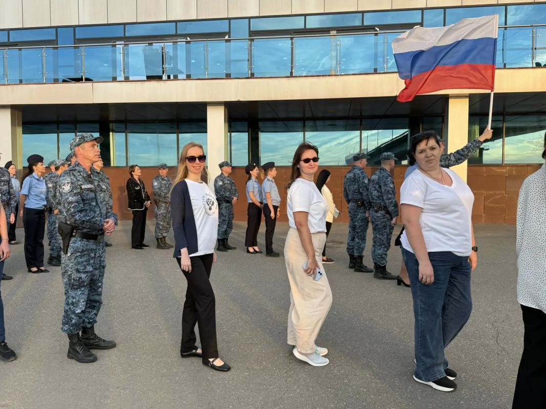 День воссоединения ДНР, ЛНР, Запорожской и Херсонской областей с Российской Федерацией объединил молодёжные советы ФОИВов Астраханской области День воссоединения ДНР, ЛНР, Запорожской и Херсонской областей с Российской Федерацией объединил молодёжные советы ФОИВов Астраханской области