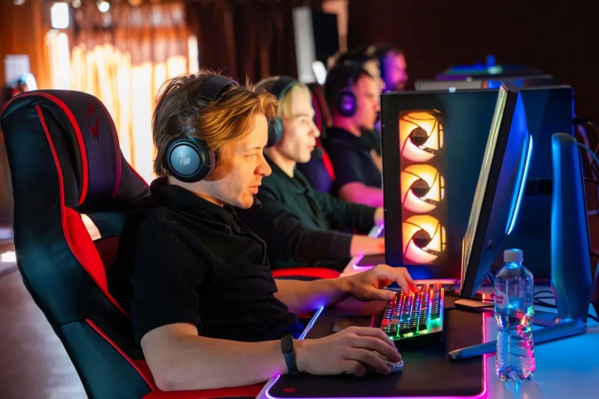 Кто тут лучший в Counter-Strike? Молодёжь Херсонщины выясняла это на кибертурнире в День воссоединения Кто тут лучший в Counter-Strike? Молодёжь Херсонщины выясняла это на кибертурнире в День воссоединения