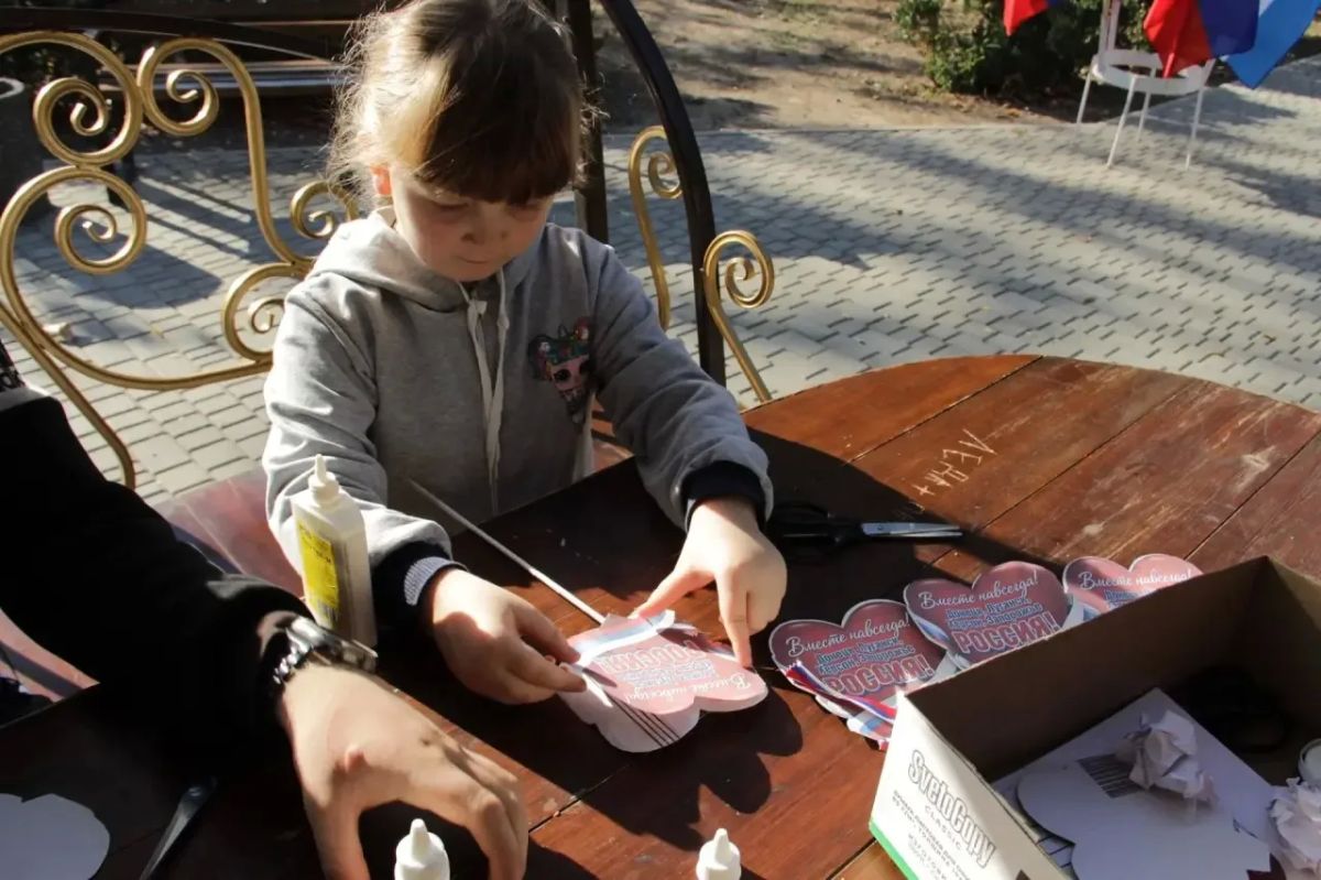 Праздник единства и сплоченности в пгт Чаплинке! Праздник единства и сплоченности в пгт Чаплинке!