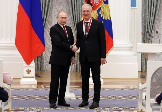 Дорогие земляки!. Сегодня, 30 сентября, вся наша Великая страна празднует историческое событие - День воссоединения Донецкой Народной Республики, Луганской Народной Республики, Запорожской области и Херсонской области с... Дорогие земляки!. Сегодня, 30 сентября, вся наша Великая страна празднует историческое событие - День воссоединения Донецкой Народной Республики, Луганской Народной Республики, Запорожской области и Херсонской области с...