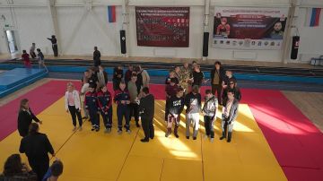 Владимир Сальдо: Молодёжь Херсонщины присоединилась к всероссийскому флешмобу «Мы едины и непобедимы!»