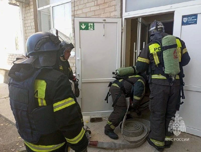 В Скадовской школе № 1 провели тренировку по эвакуации при пожаре и других чрезвычайных ситуациях В Скадовской школе № 1 провели тренировку по эвакуации при пожаре и других чрезвычайных ситуациях