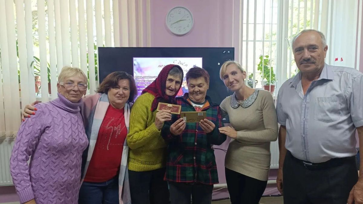 В Богдановском учреждении культуры состоялся литературный вечер «Души запасы золотые», посвящённый Дню пожилого человека В Богдановском учреждении культуры состоялся литературный вечер «Души запасы золотые», посвящённый Дню пожилого человека