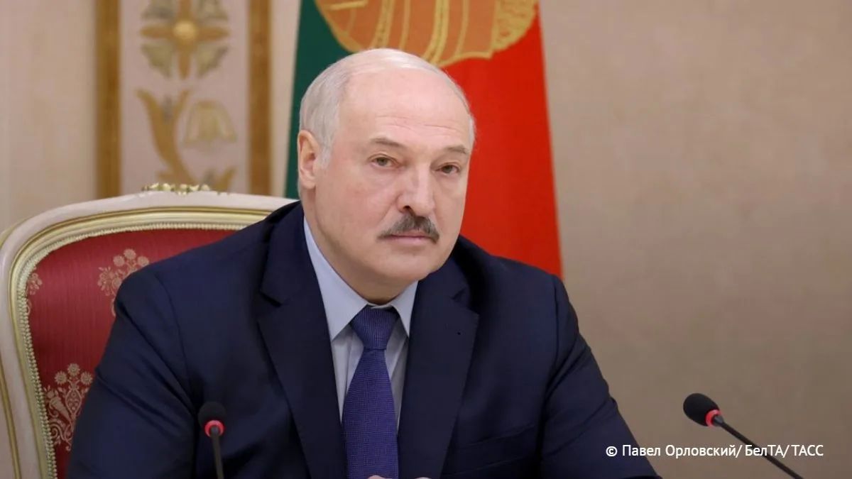 Лукашенко поддержал заявление Путина на "Валдае", что мир находится на изломе