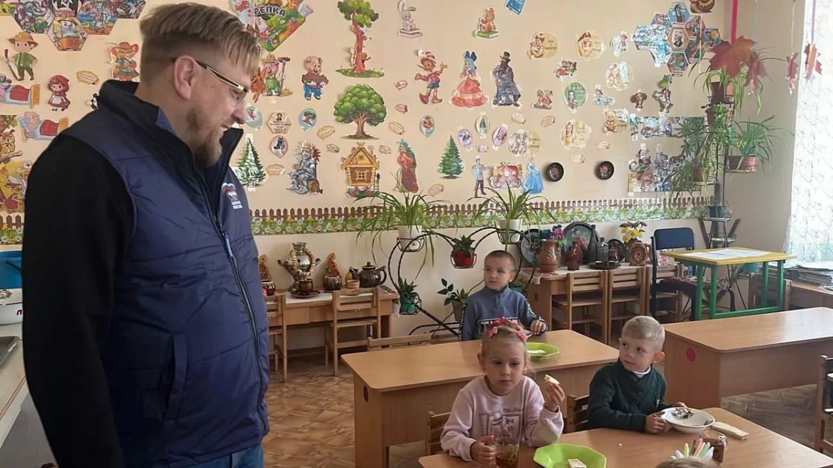 Более 2 000 подарков собрано для детей Херсонской области в рамках акции "Коробка храбрости" Более 2 000 подарков собрано для детей Херсонской области в рамках акции "Коробка храбрости"