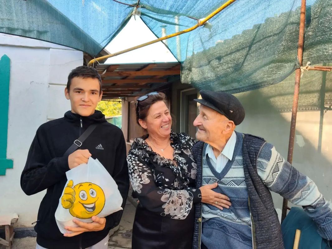 В «Доме доброты» в Каховке отметили Международный день пожилых людей В «Доме доброты» в Каховке отметили Международный день пожилых людей