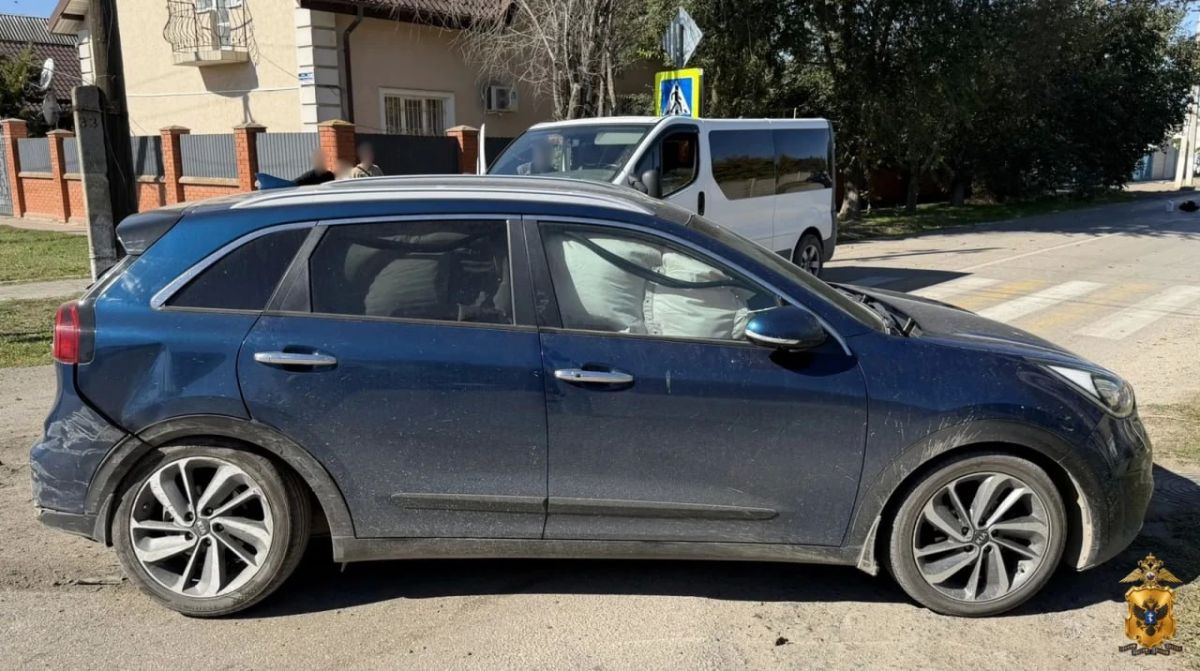 В Геническом округе полицейские устанавливают обстоятельства ДТП с участием трех автомобилей В Геническом округе полицейские устанавливают обстоятельства ДТП с участием трех автомобилей
