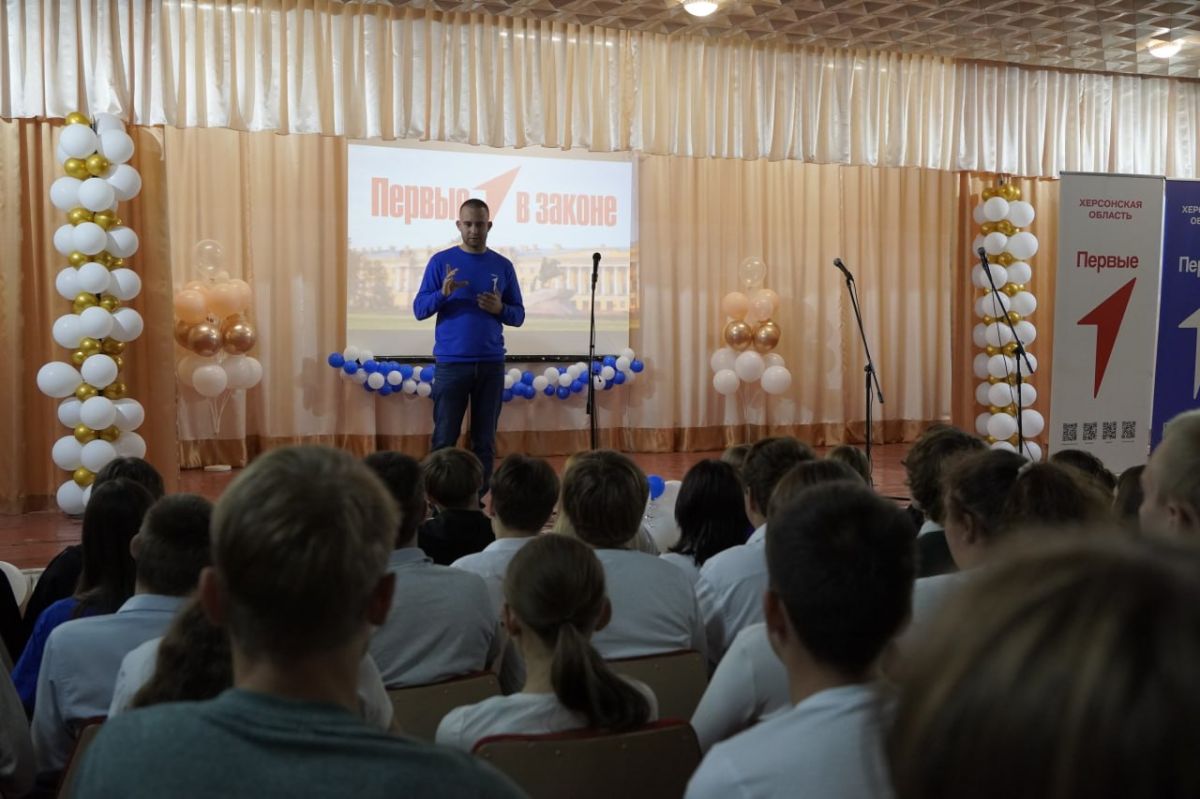 Сегодня в Новотроицком округе говорили с ребятами о праве, ответственности и о том, как устроена работа органов власти Сегодня в Новотроицком округе говорили с ребятами о праве, ответственности и о том, как устроена работа органов власти