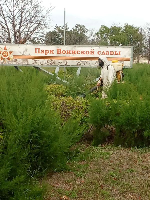 В населённых пунктах Чаплинского муниципального округа продолжаются работы по акарицидной обработке В населённых пунктах Чаплинского муниципального округа продолжаются работы по акарицидной обработке