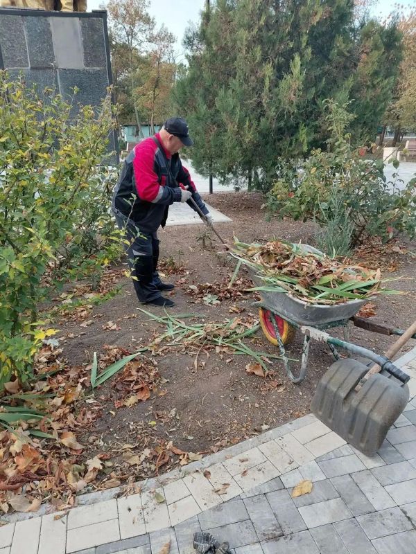 Сезонные работы по благоустройству в Геническом округе Сезонные работы по благоустройству в Геническом округе