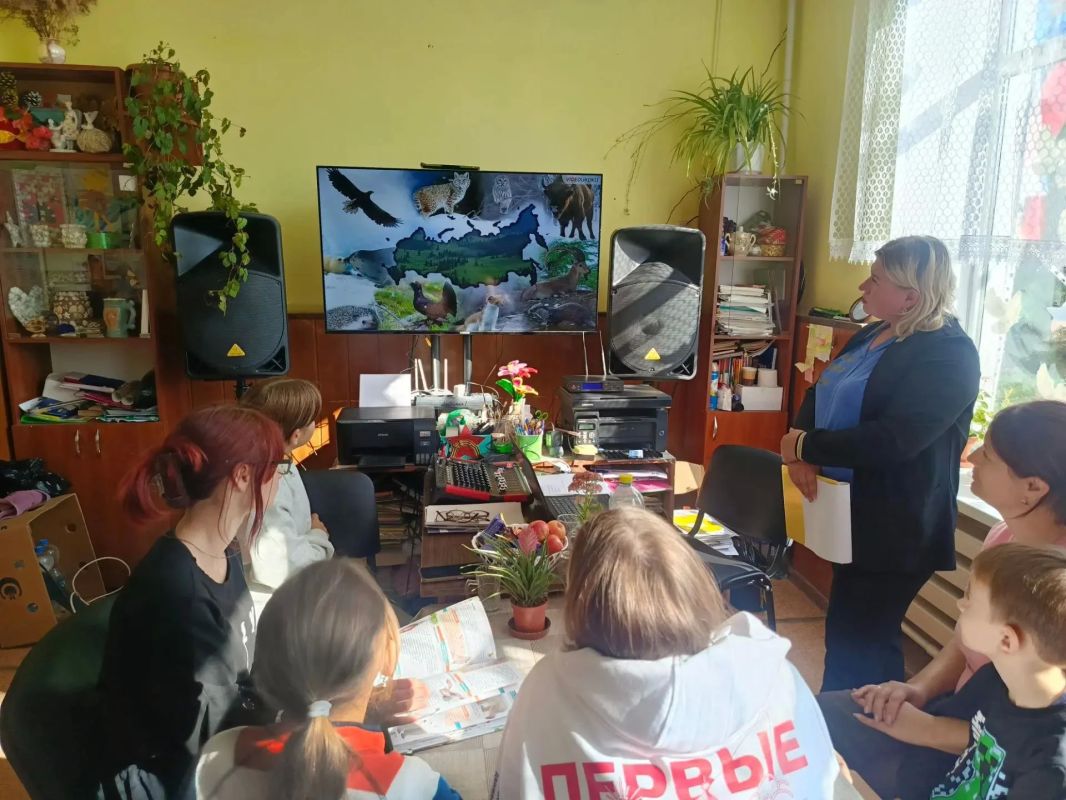 В Николаевке прошла беседа «Любите и берегите животных!» В Николаевке прошла беседа «Любите и берегите животных!»