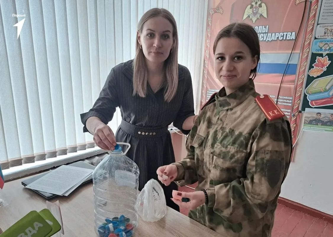 Добро Первых. Для того чтобы совершать добрые поступки, многого не надо: достаточно лишь доброго и чуткого сердца и большого желания сделать этот мир лучше Добро Первых. Для того чтобы совершать добрые поступки, многого не надо: достаточно лишь доброго и чуткого сердца и большого желания сделать этот мир лучше
