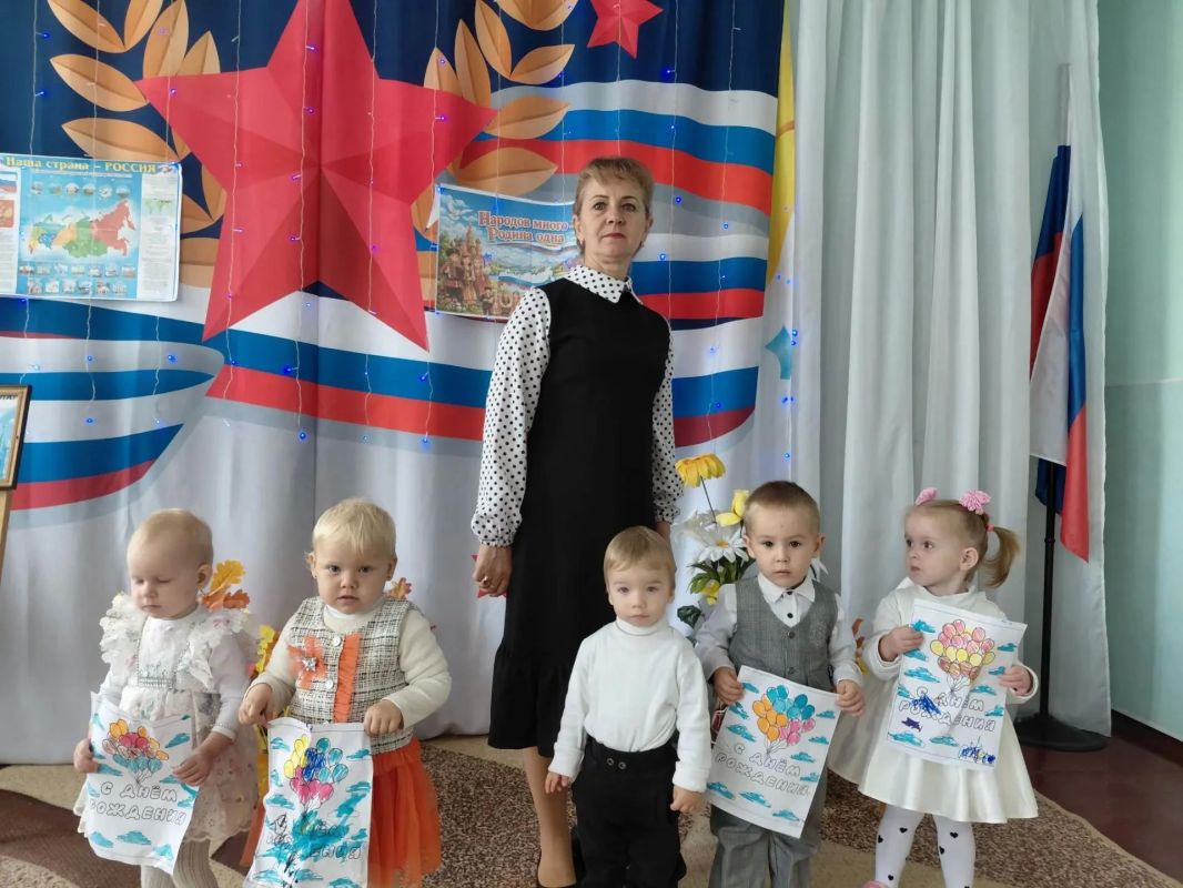 Патриотическое занятие к дню рождения Президента в Скадовском округе Патриотическое занятие к дню рождения Президента в Скадовском округе