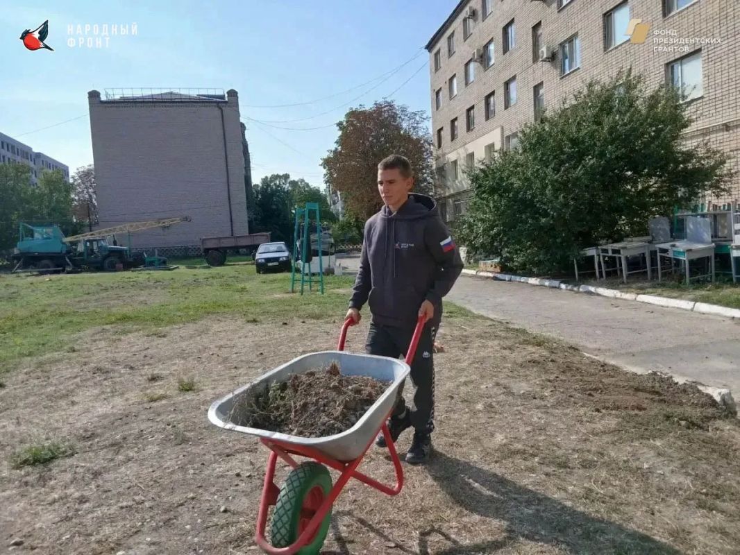 Подарок для Лидера Народного фронта — это добрые дела для своей страны! Подарок для Лидера Народного фронта — это добрые дела для своей страны!