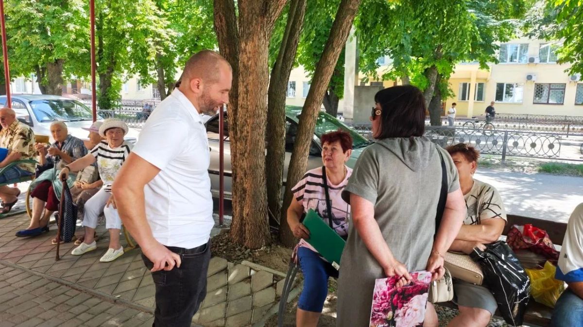 Павел Филипчук: 2570 обращений за месяц. За каждым — конкретная проблема Павел Филипчук: 2570 обращений за месяц. За каждым — конкретная проблема
