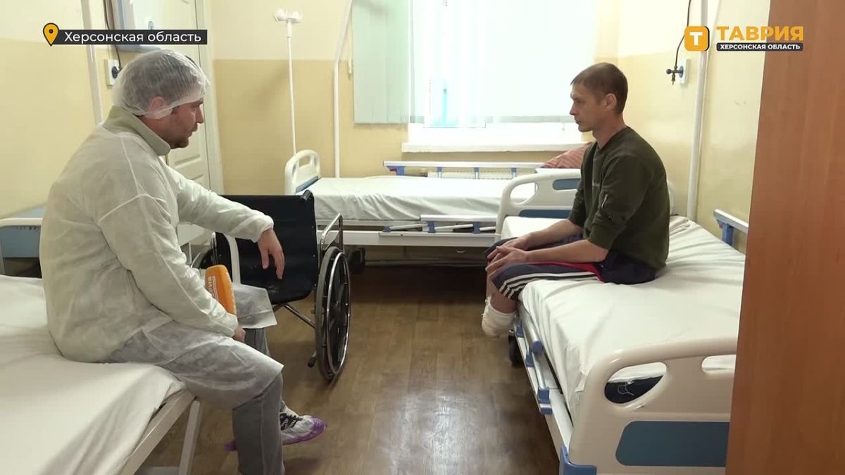 "Пять минут оставалось дойти до дома": житель Алешек — о потере ног при обстреле ВСУ