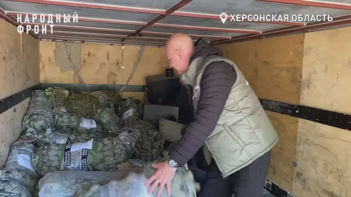 27 печек и 33 маскировочные сети: Народный фронт доставил помощь защитникам трассы «Новороссия»