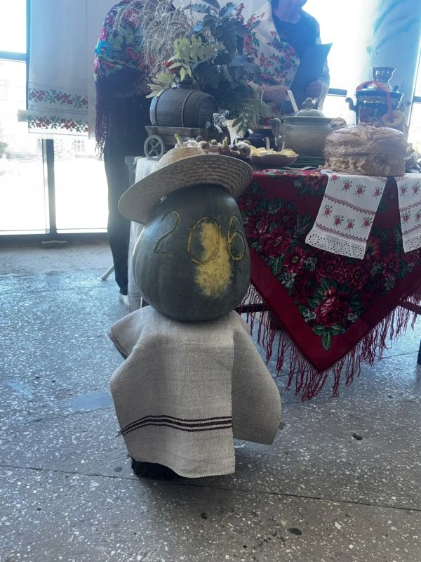 Сегодня Ивановка отмечает свой 206-й день рождения — праздник, который собрал вместе жителей округа, гостей из соседних сёл и всех, кто искренне любит эту землю! Сегодня Ивановка отмечает свой 206-й день рождения — праздник, который собрал вместе жителей округа, гостей из соседних сёл и всех, кто искренне любит эту землю!