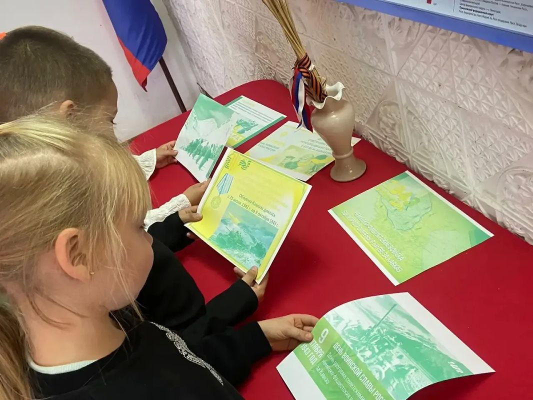 В Хлебодаровском сельском Доме культуры прошло информационно-просветительное мероприятие, посвященное Дню разгрома советскими войсками немецко-фашистских войск в битве за Кавказ В Хлебодаровском сельском Доме культуры прошло информационно-просветительное мероприятие, посвященное Дню разгрома советскими войсками немецко-фашистских войск в битве за Кавказ